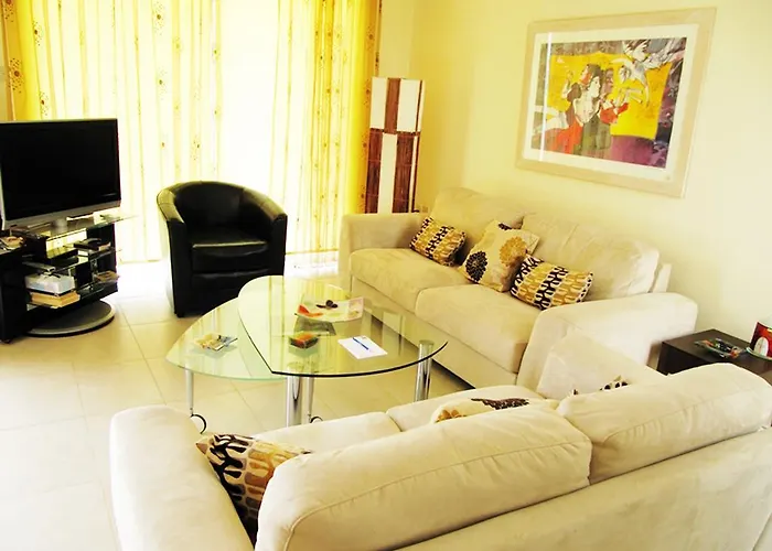 Chara Cynthiana Willa